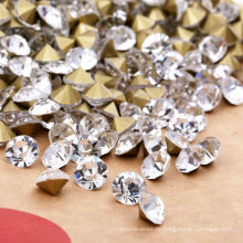Акриловое бриллиантовое конфетти с золотой спинкой
